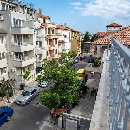 алекса Alexa Apartman Szozopol